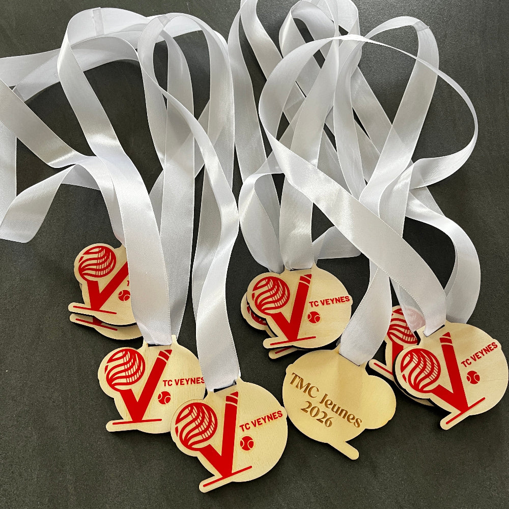 lot medaille en bois tennis tc veynes 