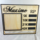 porte dossard en bois personnalisable maxime